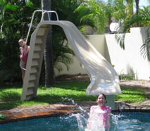 03 slide  right hand curved 01.img 1427 400